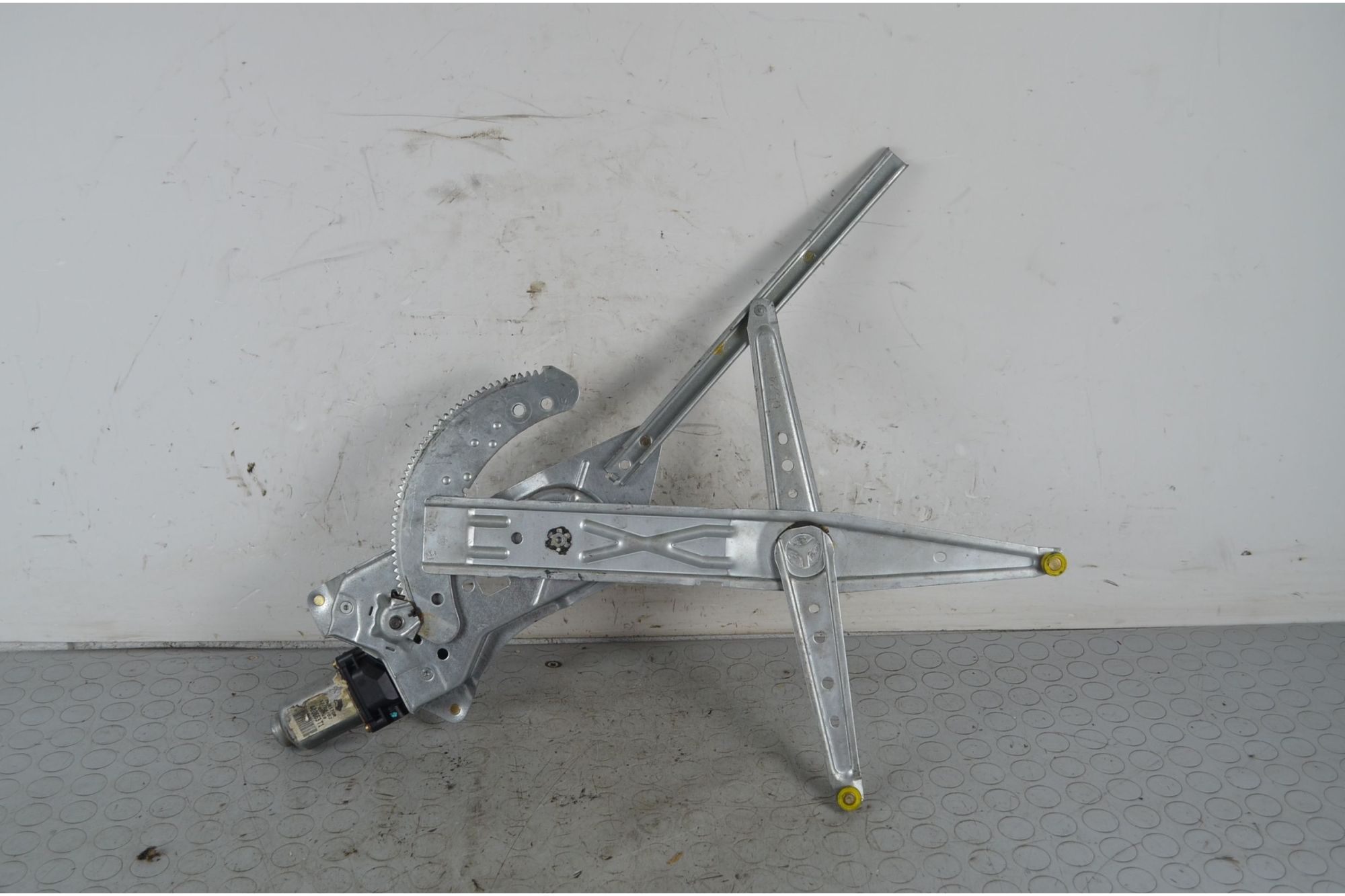 Motorino Alzavetri anteriore SX Renault Kangoo Dal 1997 al 2007 Cod 400663T1  1726649902190