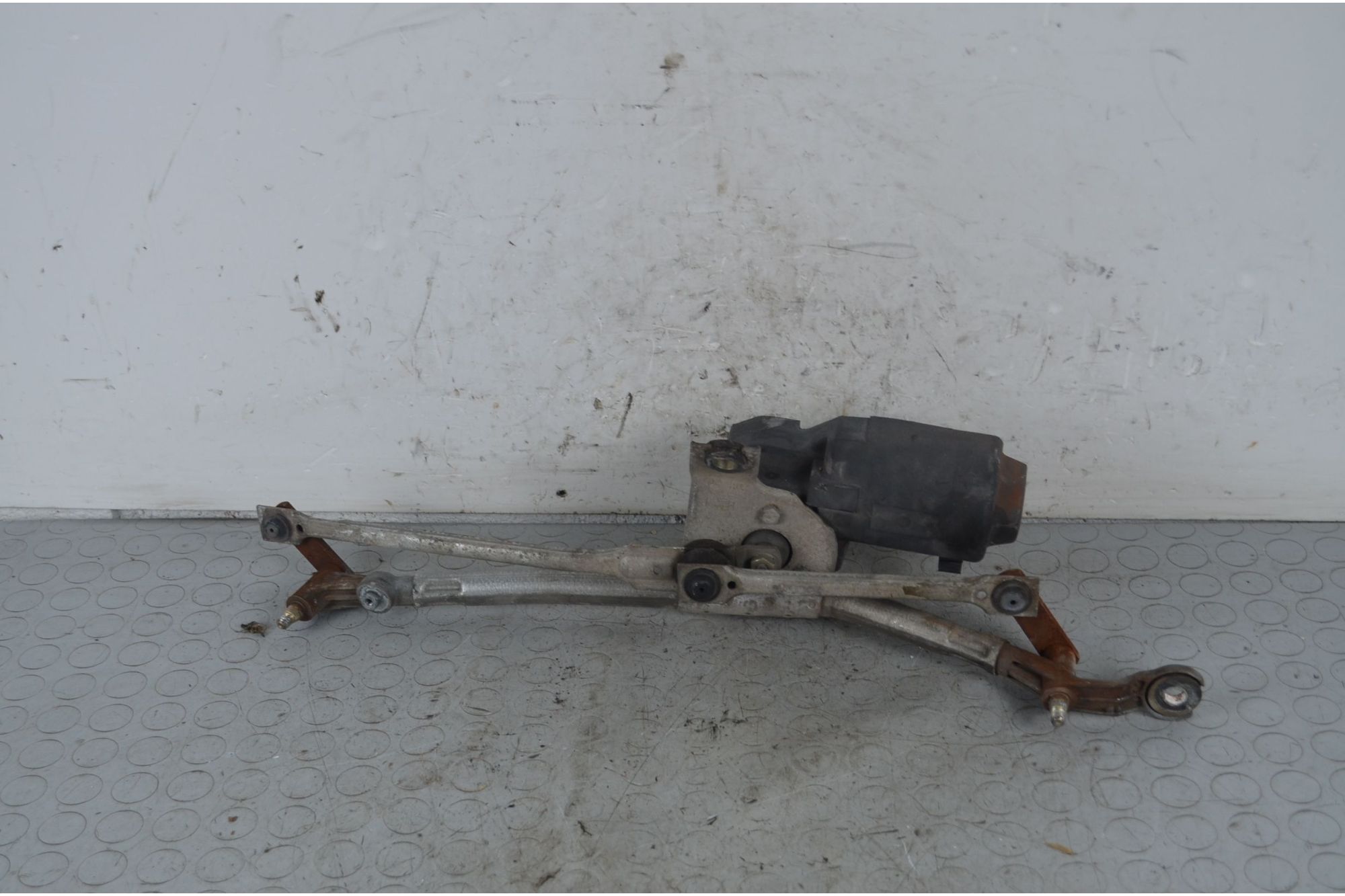 Motorino Tergicristallo Anteriore Fiat Punto 176 dal 1993 al 1999 Cod 9948308  1726738624163