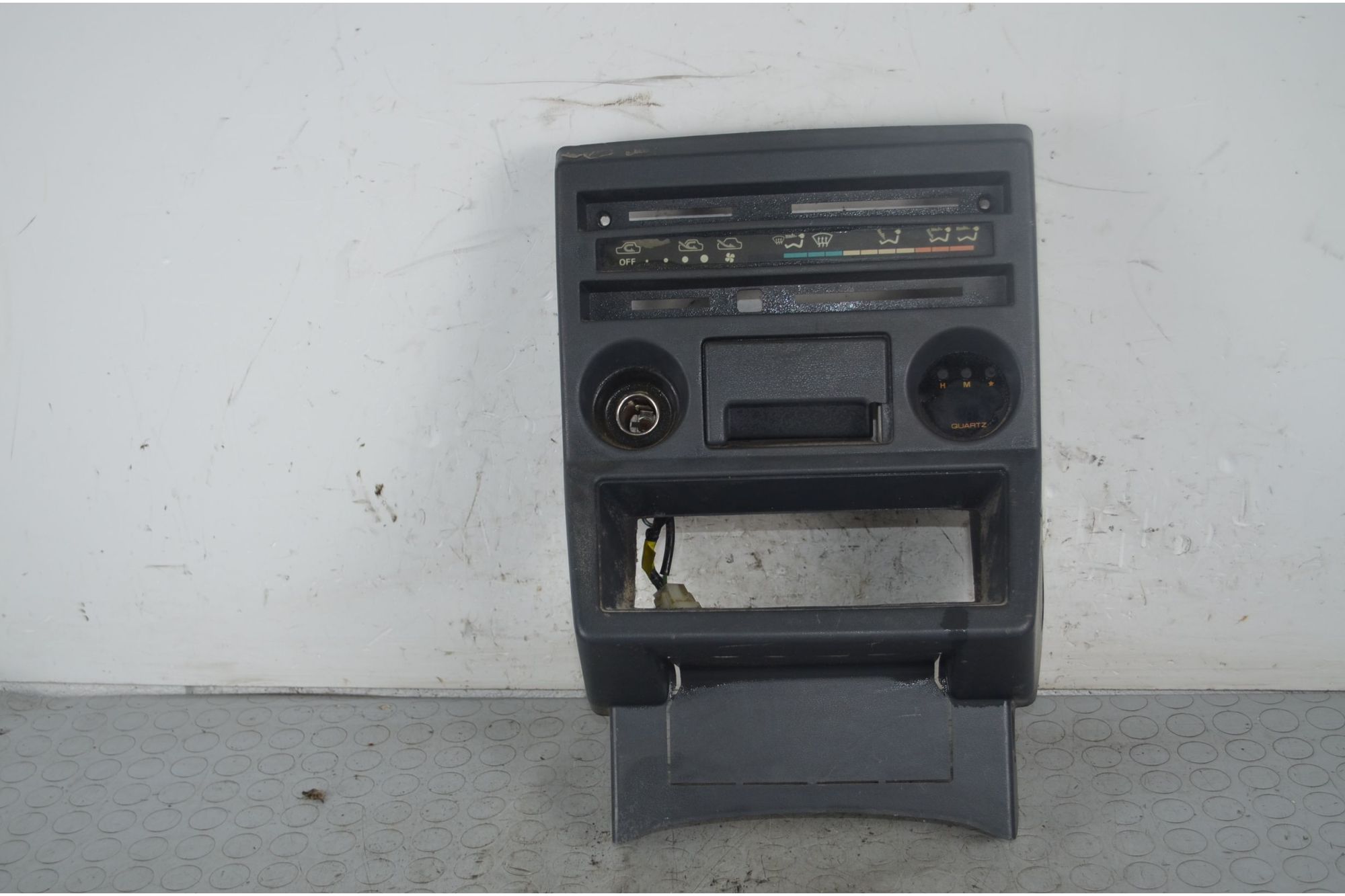 Consolle Centrale Controllo Comando Clima Mitsubishi Pajero dal 1991 al 1999  1726740101683