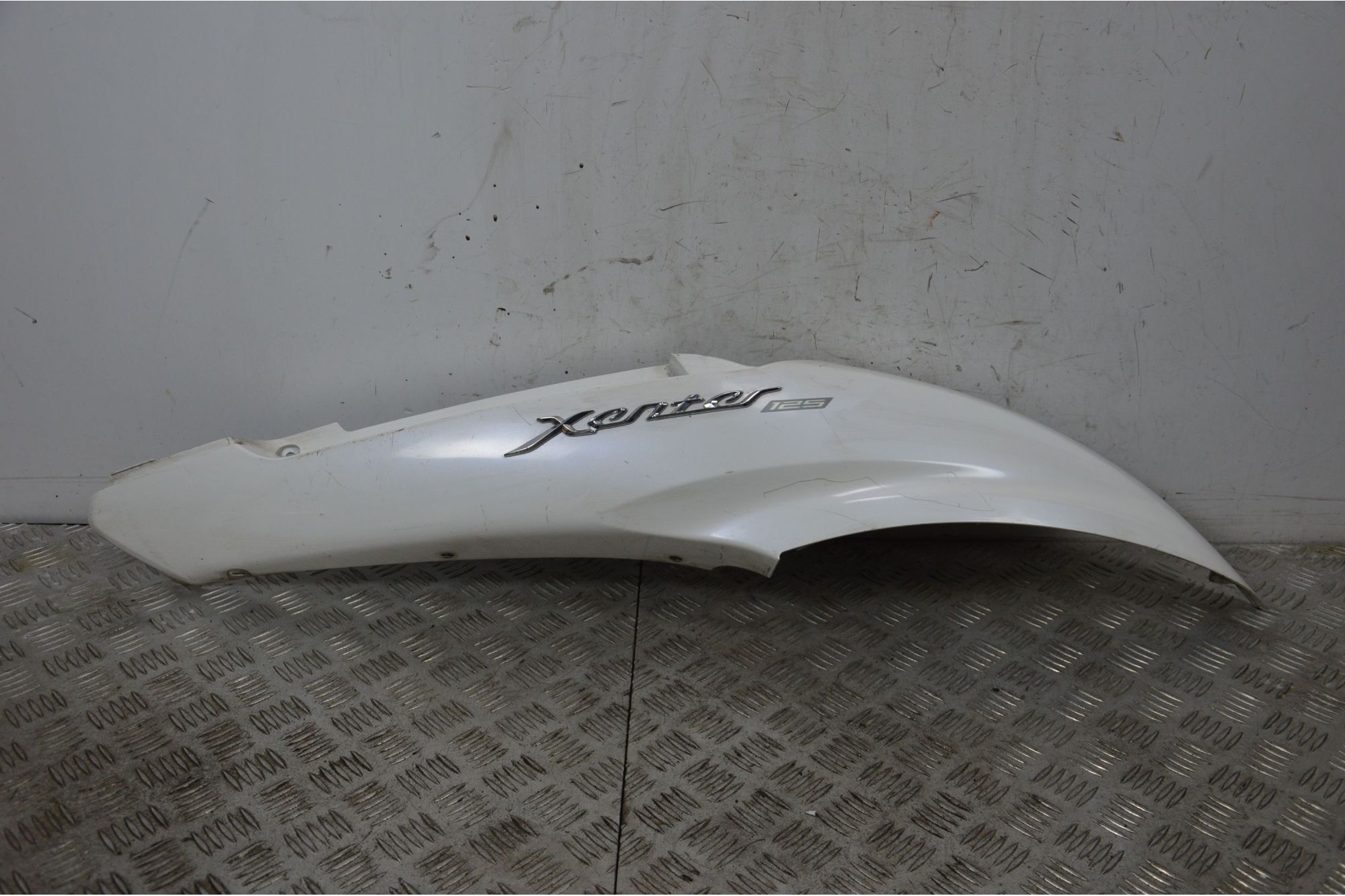 Carena Fianchetto posteriore Destro Dx Yamaha Xenter 125 Dal 2011 al 2018  1726844245931