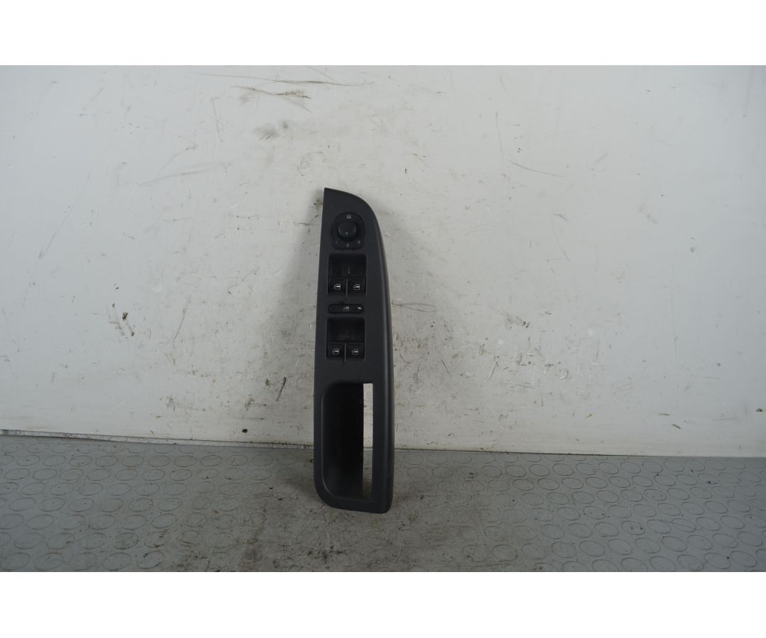 Pulsantiera Alzacristalli Anteriore SX Volkswagen Golf V dal 2003 al 2008 Cod 1K4868049C75R  1727166008204