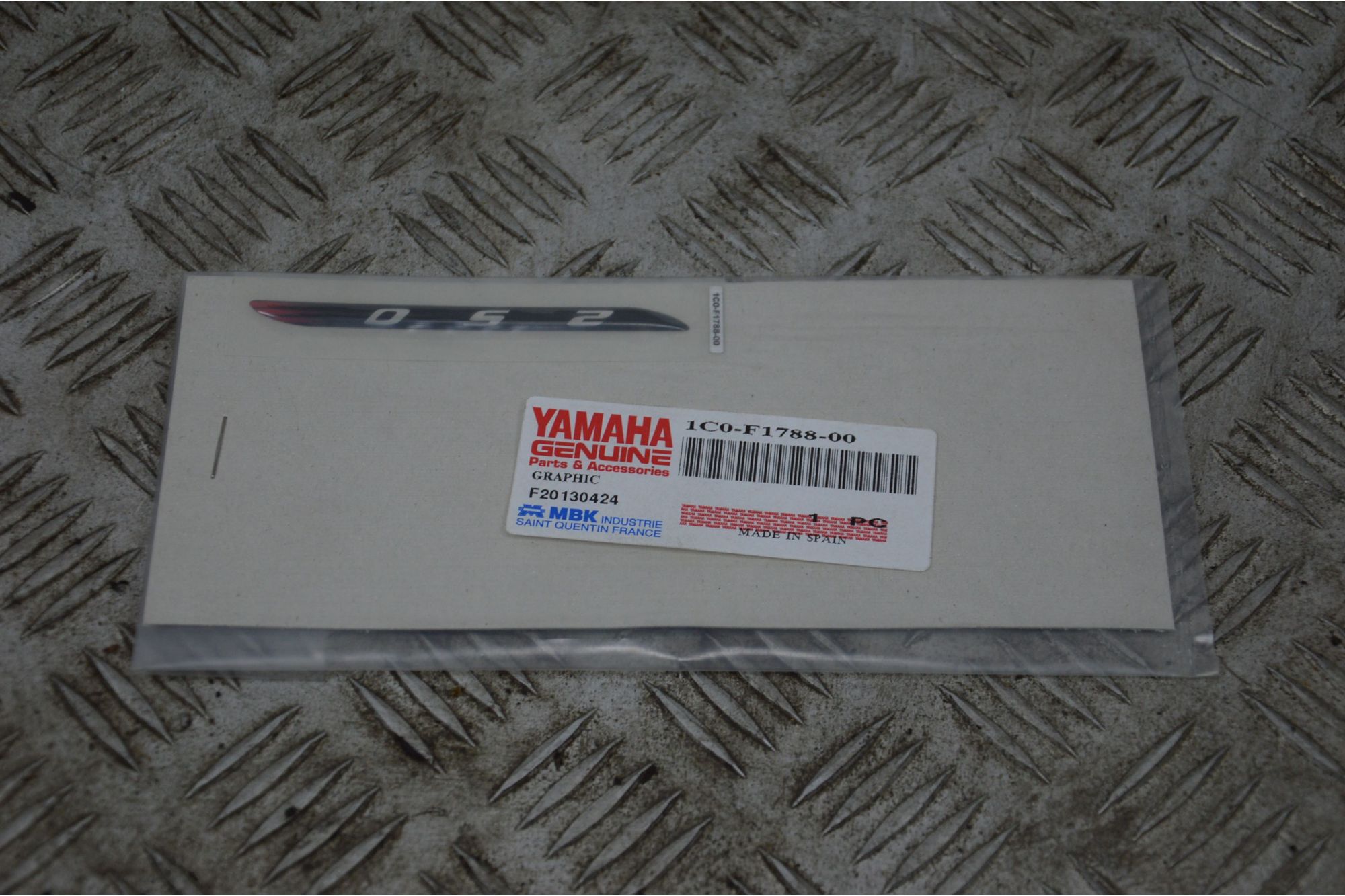 Adesivo Emblema Cilindrata Originale Yamaha X-Max XMax 250 Dal 2005 al 2009 Cod 1C0-F1788-00  1727171473387