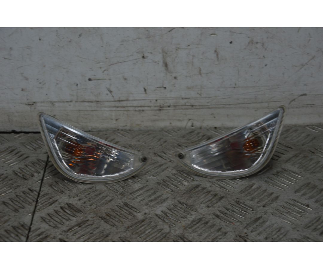 Coppia Frecce Posteriore Piaggio Vespa LX 125 / 150 Dal 2005 al 2011  1727348001085