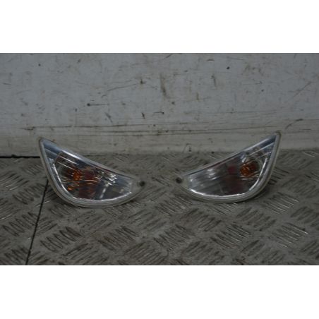 Coppia Frecce Posteriore Piaggio Vespa LX 125 / 150 Dal 2005 al 2011  1727348001085