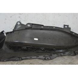 Carena Pedana Poggiapiedi Destra Dx Yamaha Xmax X-max 125 Dal 2018 al 2020 Cod BL1-F7488-00  1727427495545