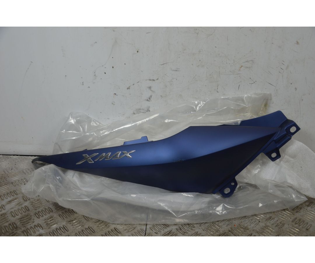 Carena Fianchetto Posteriore Destro Yamaha Xmax X-max 300 dal 2017 al 2020 COD BL1-F1741-00  1727450224501