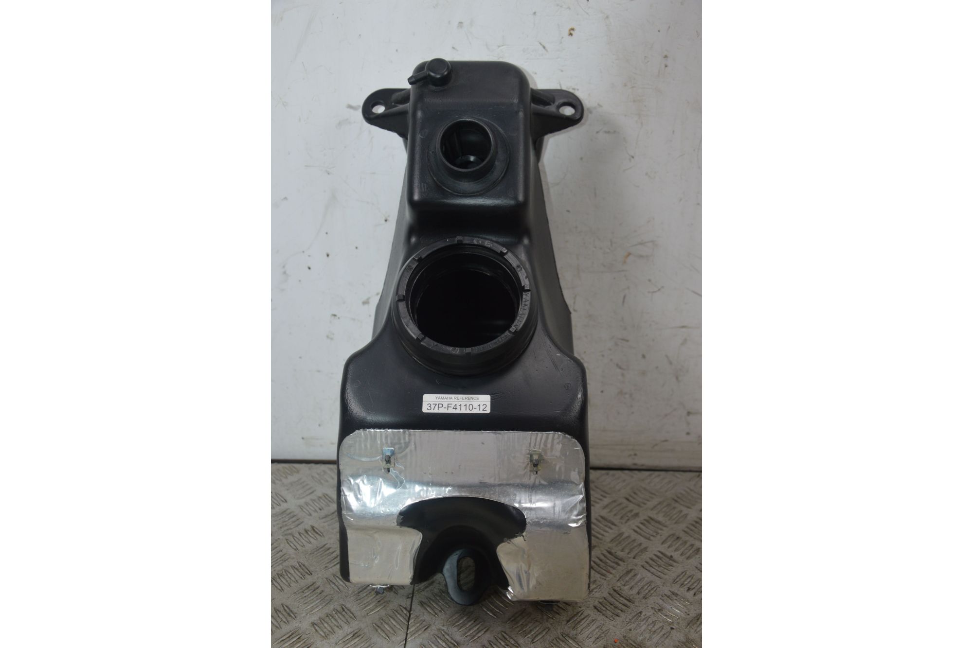 Serbatoio Benzina Yamaha X-Max XMax 250 Dal 2011 al 2013 COD 37P-F4110-12  1727681988685