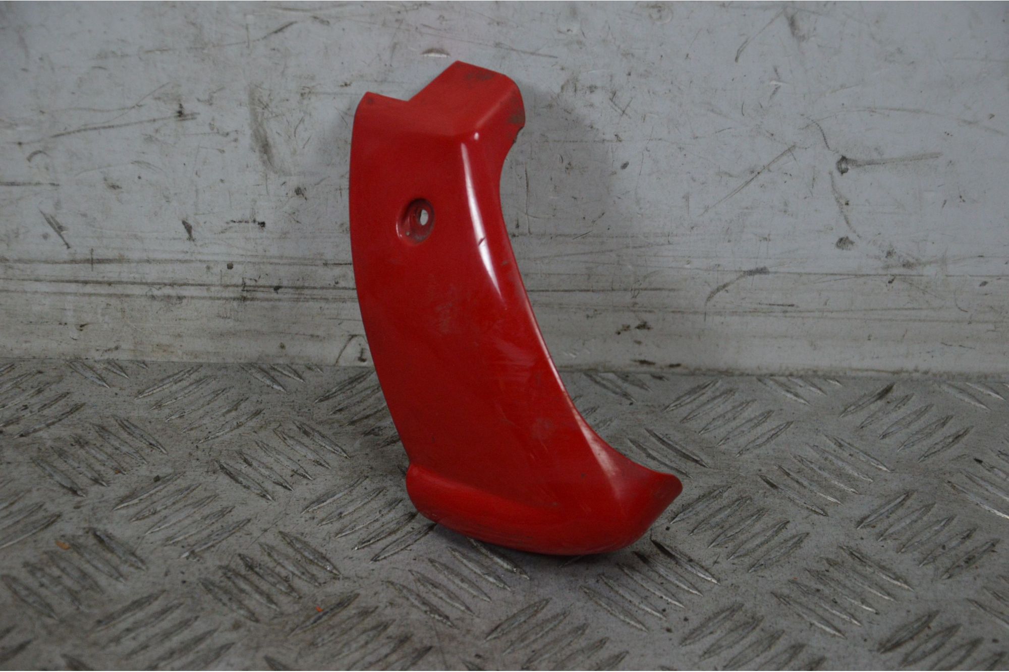 Carena Coperchio Sottopedana Destro Dx Piaggio Vespa GTS 250 Dal 2005 al 2012  1727688762431