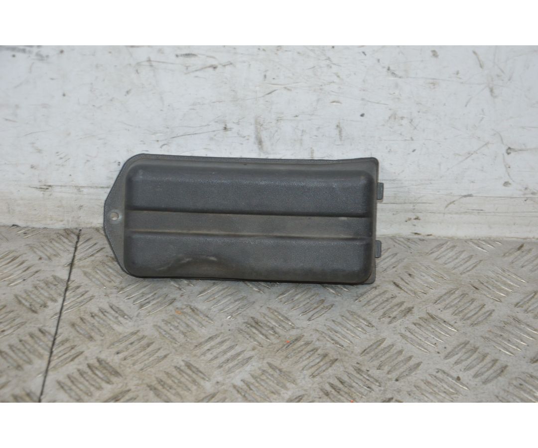 Carena Coperchio Batteria Piaggio Vespa LX 125 / 150 Dal 2005 al 2011  1727689718925