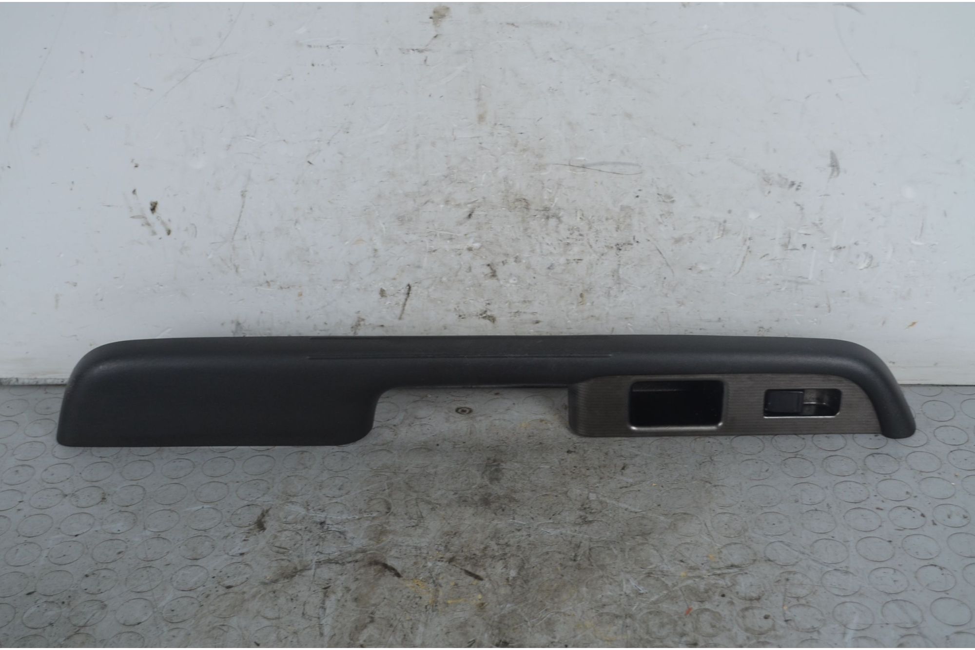 Pulsantiera Alzacristalli anteriore DX Nissan X-Trail Dal 2001 al 2006 Cod 809488H700  1727860975550