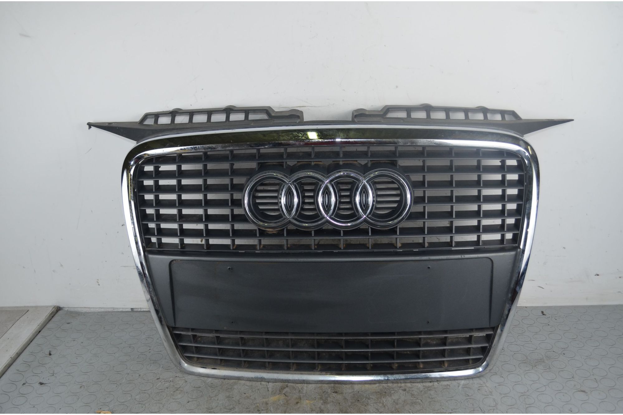 Griglia Anteriore Audi A3 8P Dal 2003 al 2010 Cod 8P4853651D1QP  1727939139128