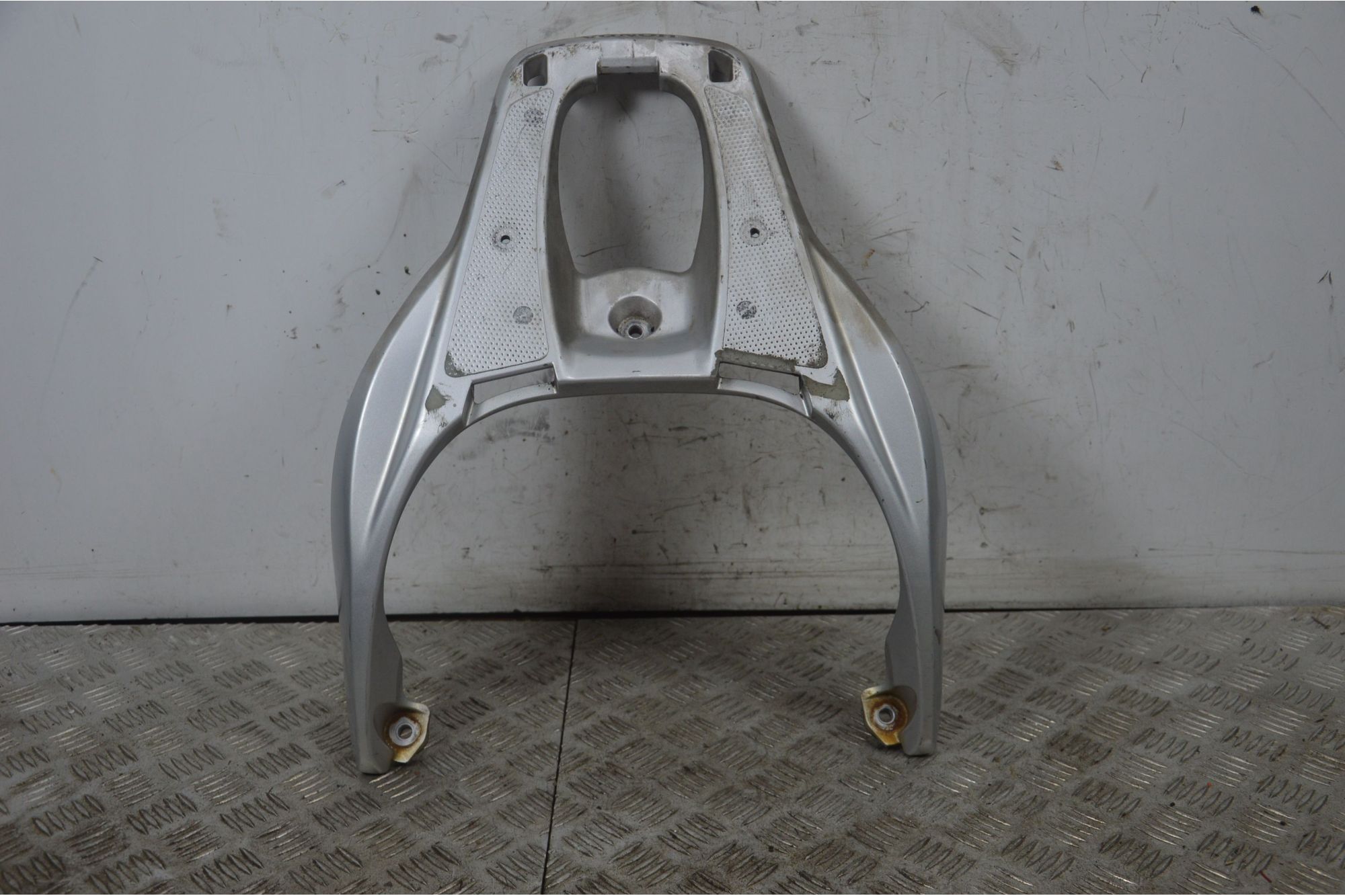 Maniglione Portapacchi Posteriore Honda SH 300 dal 2006 al 2010  1727950759473