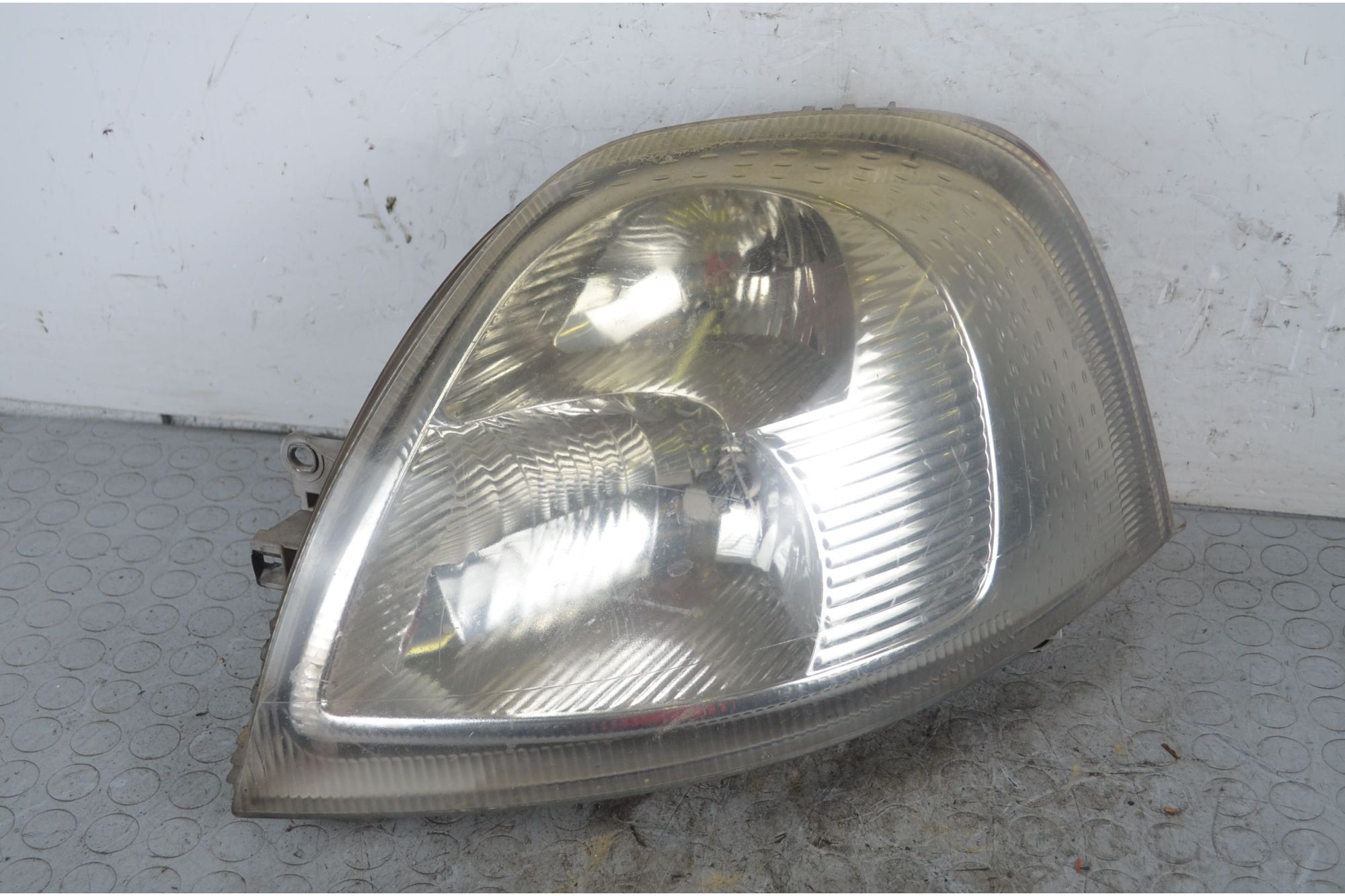 Faro Anteriore SX Renault Master Dal 2003 al 2006 Cod 41950748  1728030034169