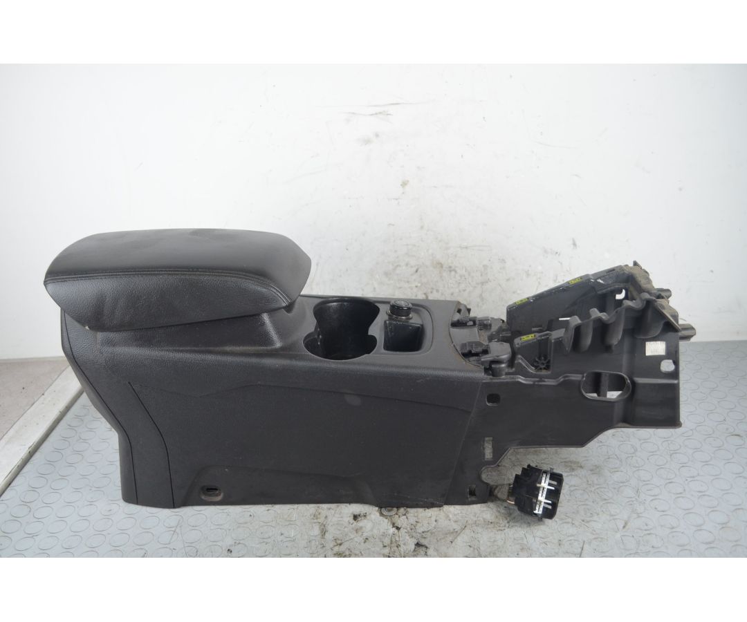 Tunnel centrale con bracciolo Ford Focus Dal 2011 al 2015 Cod 0526-1024368  1728373138357