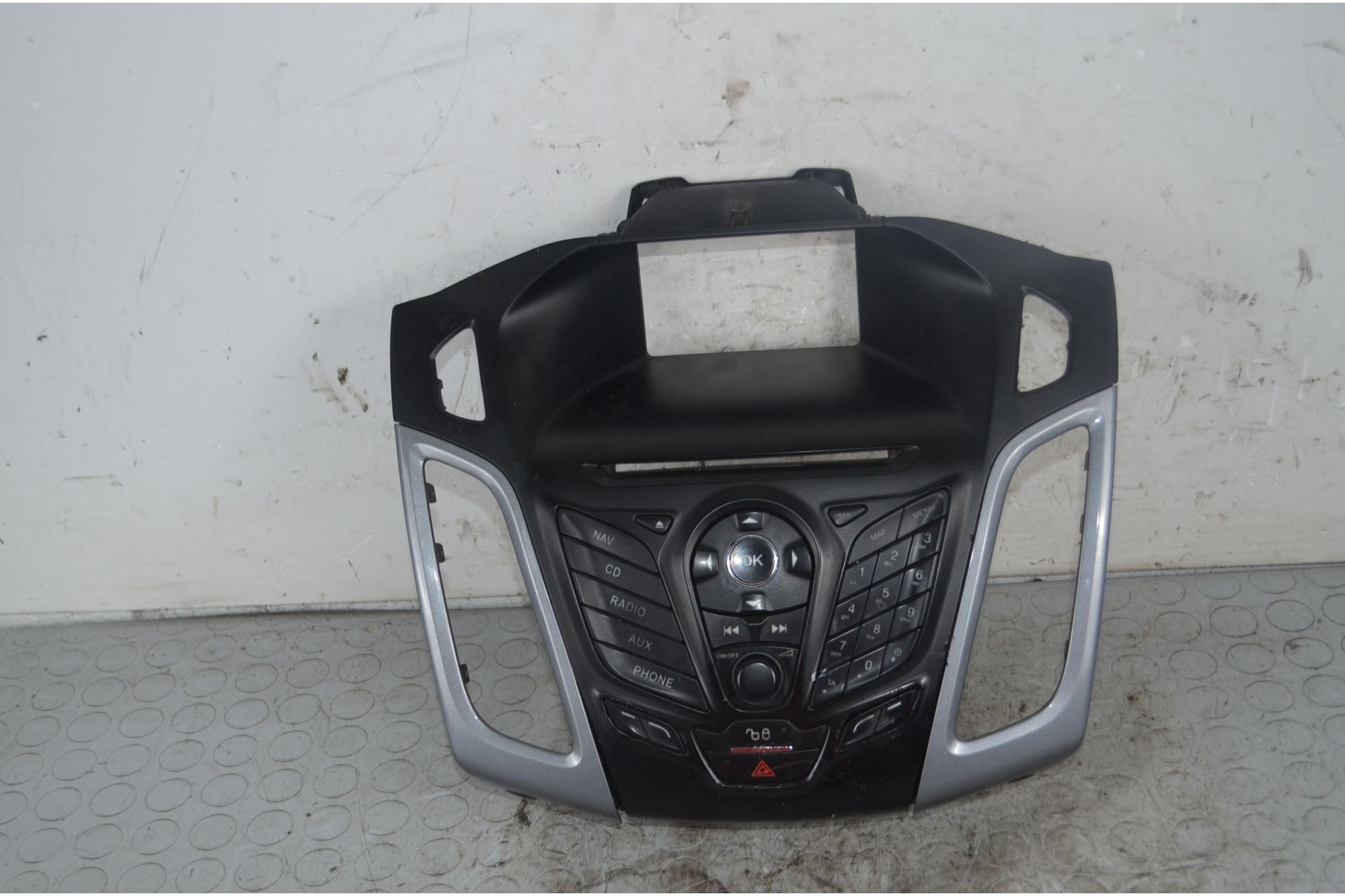 Console centrale cruscotto Ford Focus Dal 2011 al 2015 Cod 331411000  1728399637933