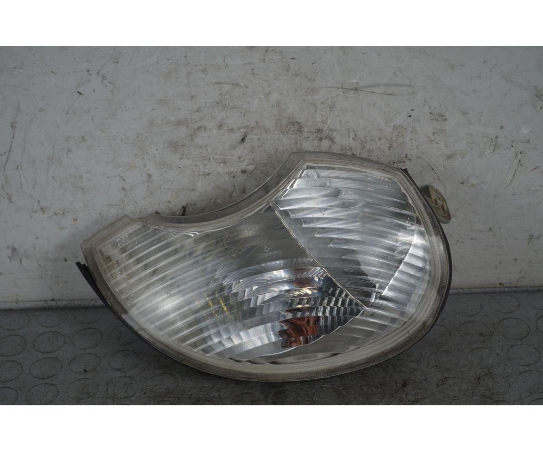 Faro anteriore interno SX Hyundai Terracan Dal 2001 al 2007 Cod 92301H1030  1728549237501