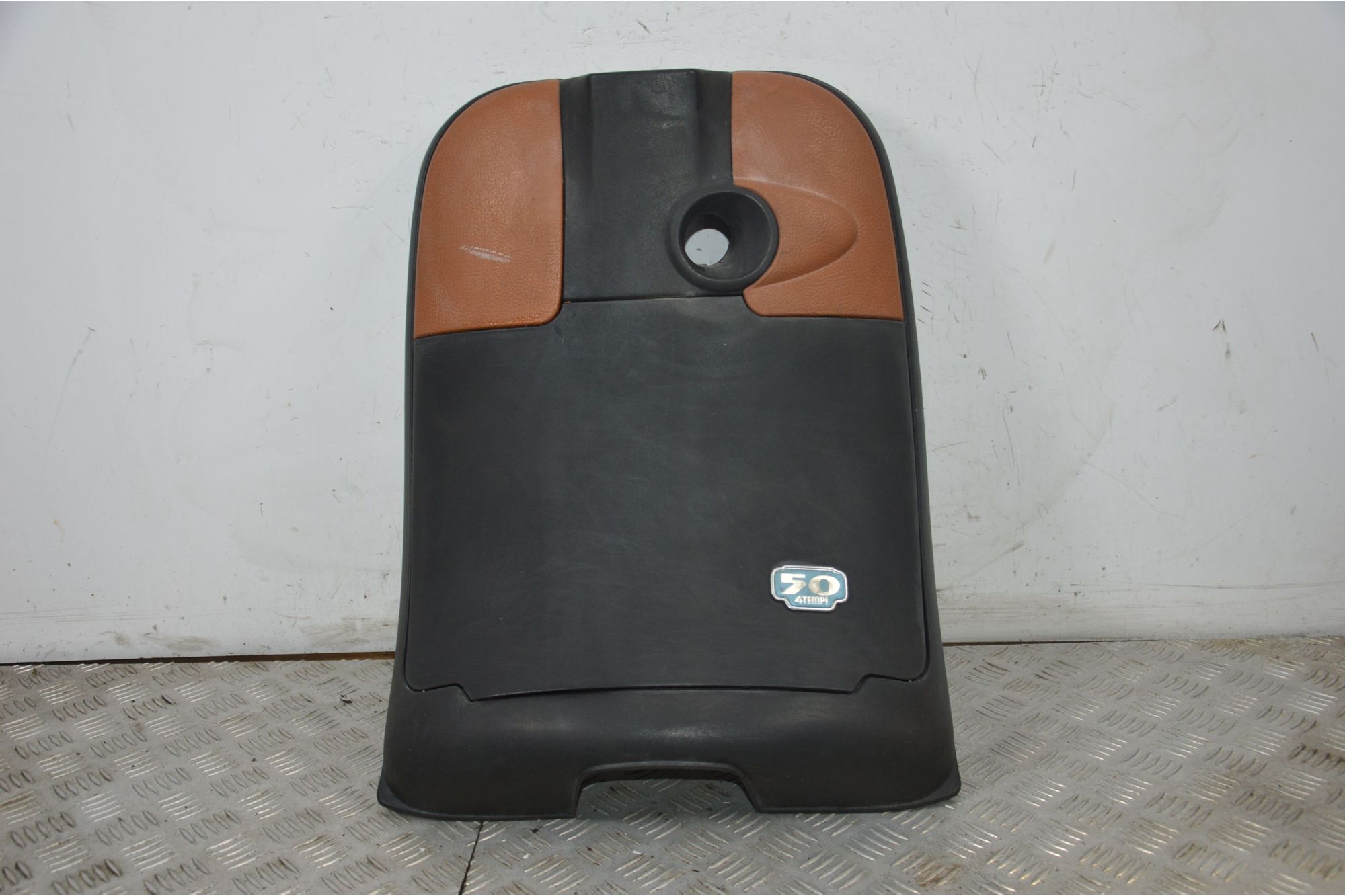 Carena Retroscudo Piaggio Vespa ET2 / ET4 / 50 / 125 / 150 dal 1996 al 2006  1728552038928