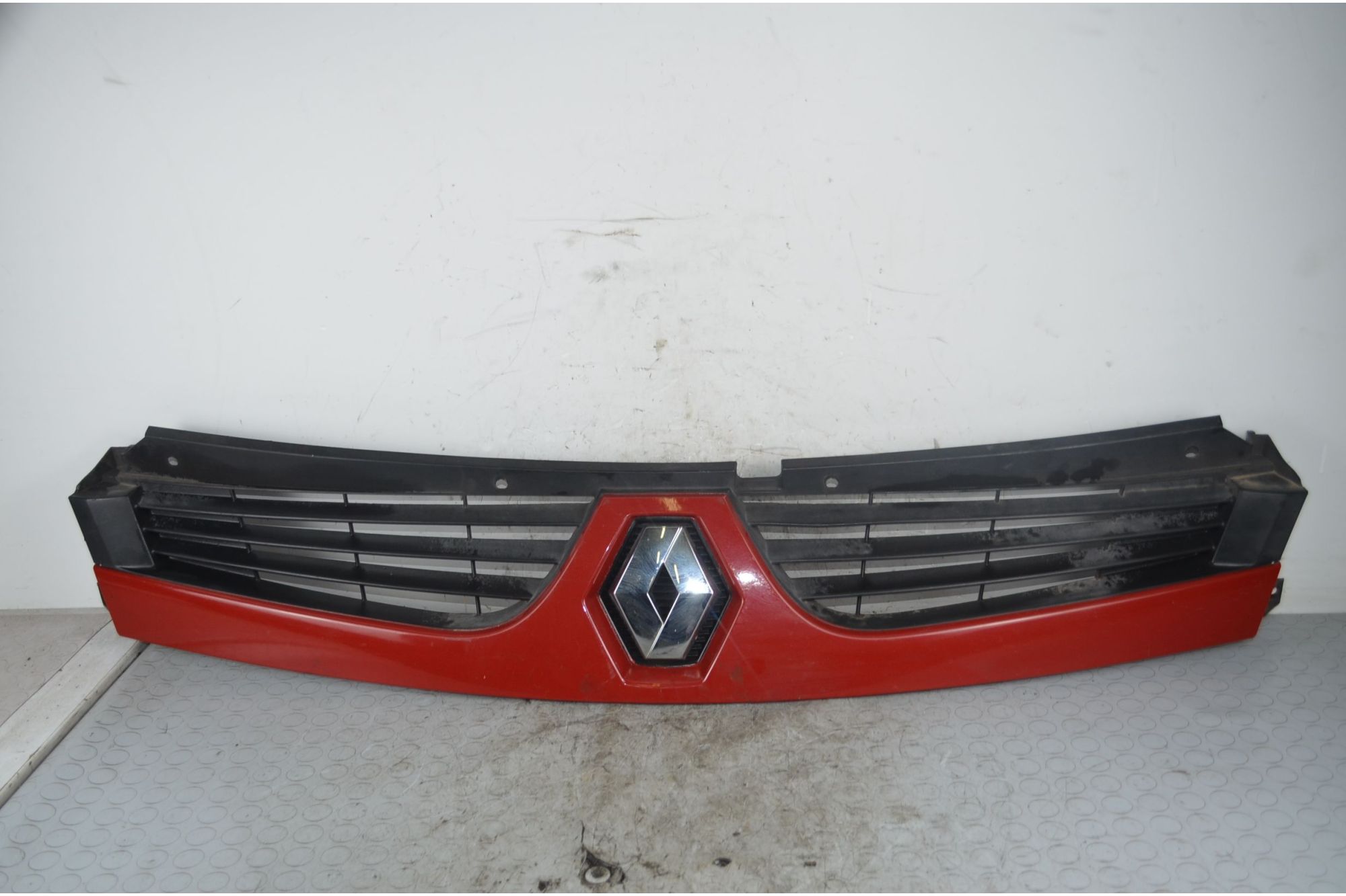 Griglia Paraurti anteriore Renault Master Dal 2003 al 2010 Cod 8200426365  1728552470087