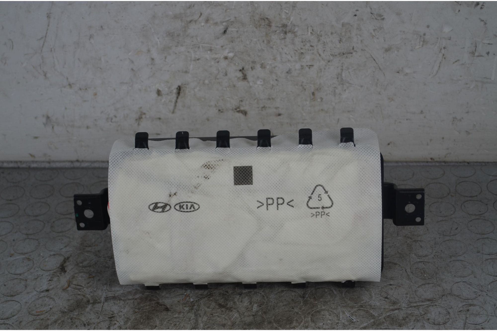 Airbag Passeggero Kia Venga Dal 2010 al 2019 Cod 845301P000  1729071412152