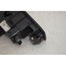 Pulsantiera Alzacristalli anteriore DX Nissan Qashqai Dal 2006 al 2014 Cod 25411BR00A  1729084404168