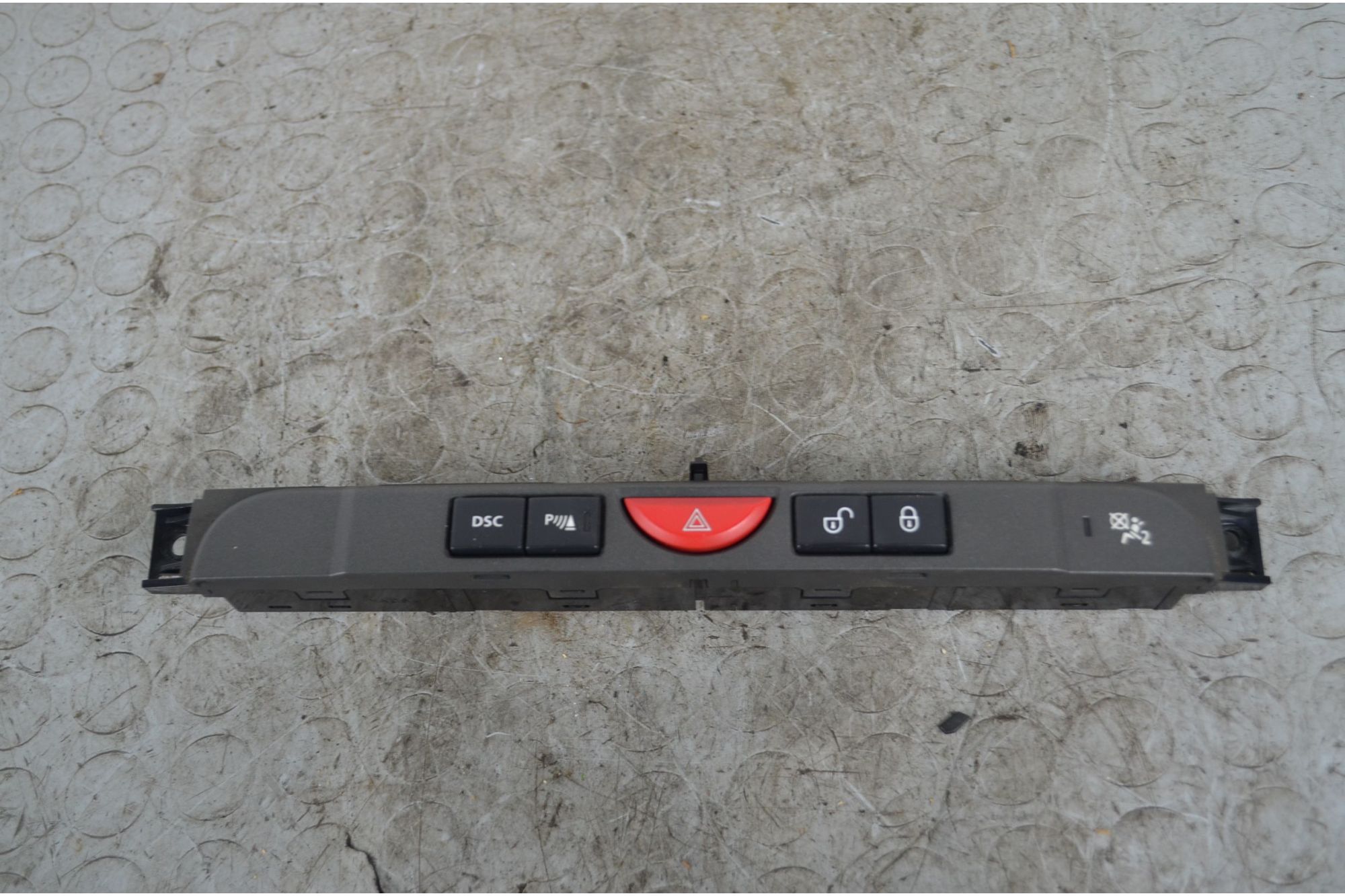 Pulsantiera Multifunzione Land Rover Discovery III Dal 2004 al 2009 Cod 051209  1729606332467