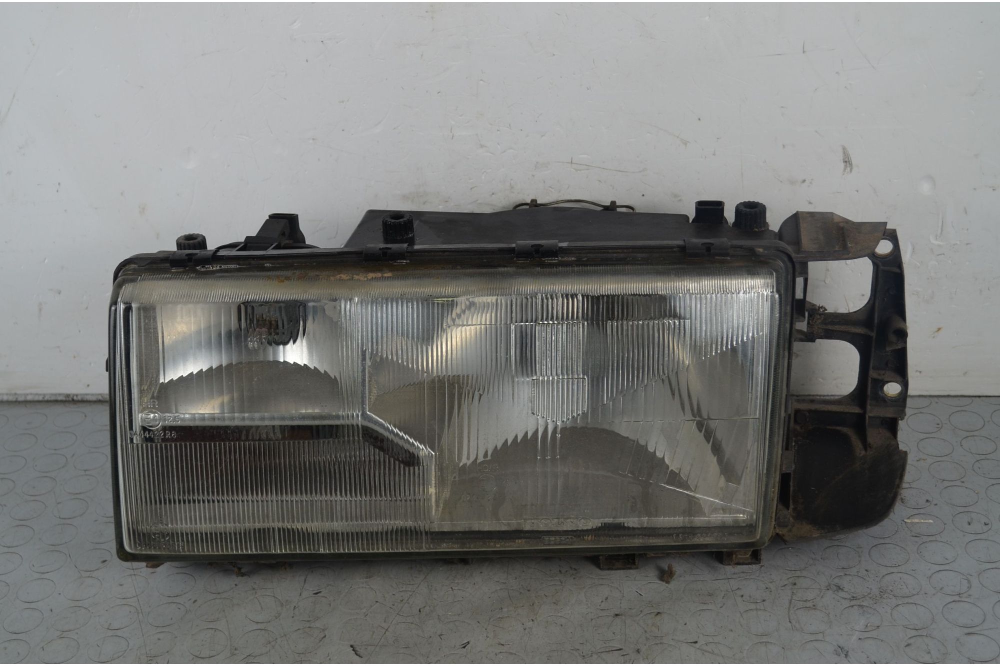 Faro Anteriore SX Volvo 740 Dal 1984 al 1992  1729752369454