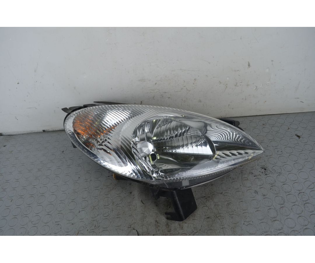 Faro Anteriore DX Citroen Xsara Picasso Dal 1999 al 2012 Cod 6205W0  1730189529212