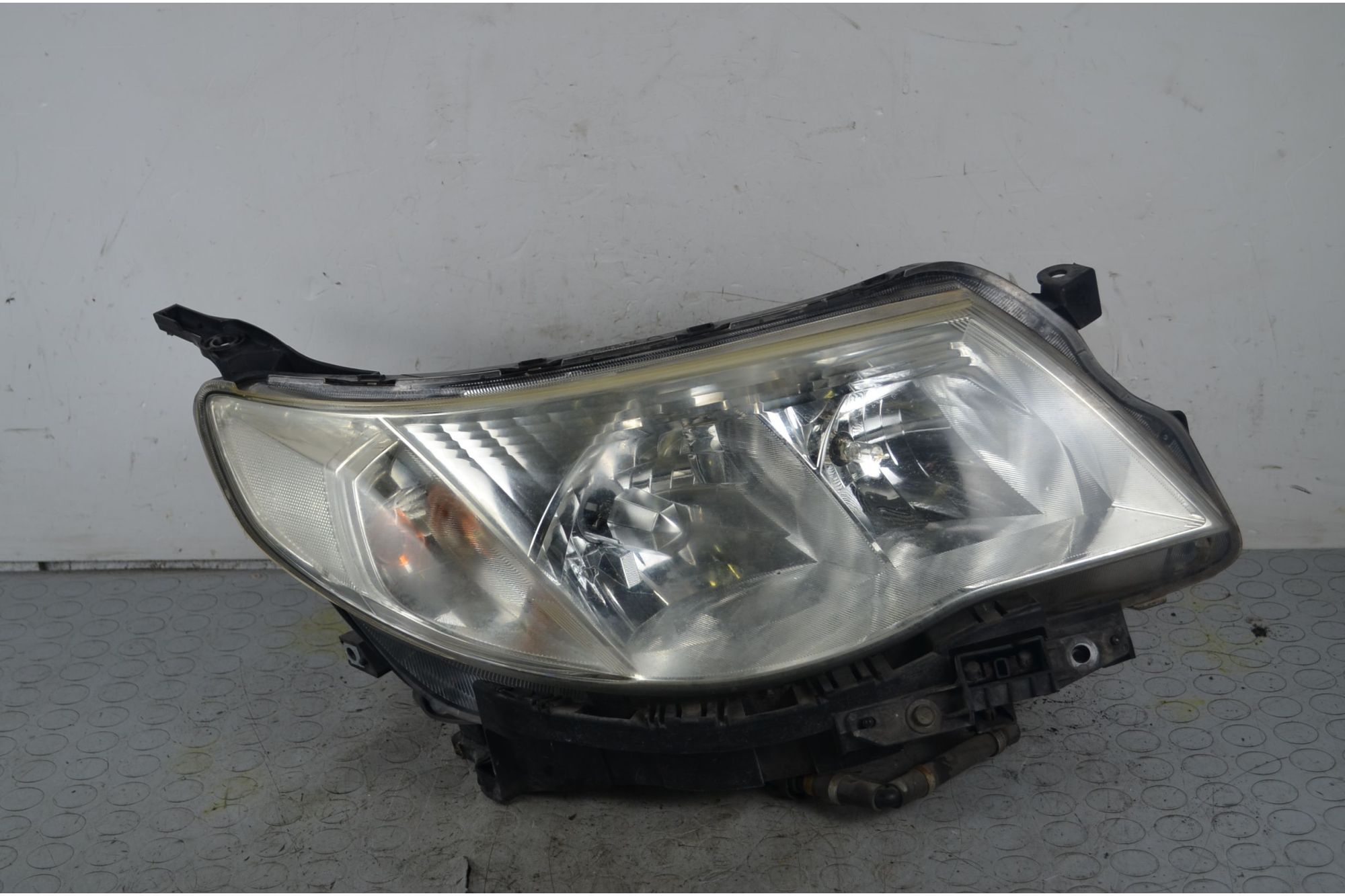 Faro Anteriore SX Subaru Forester Dal 2008 al 2013 Cod 84001SC023  1730360059392