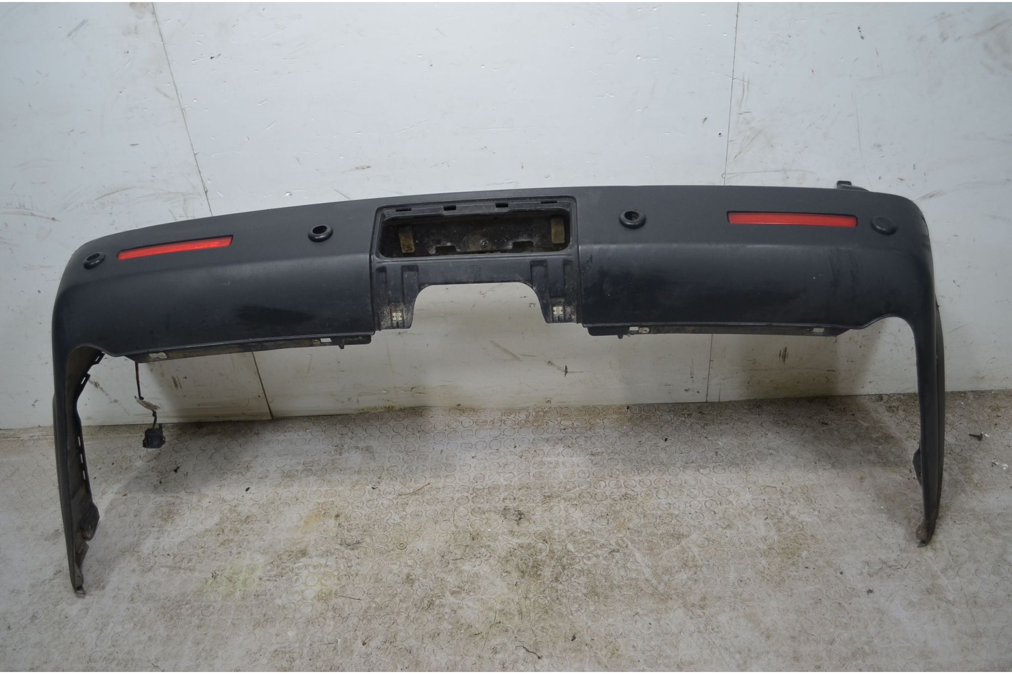 Paraurti Posteriore Land Rover Discovery Dal 2004 al 2009 Cod LR008623  1730732206478