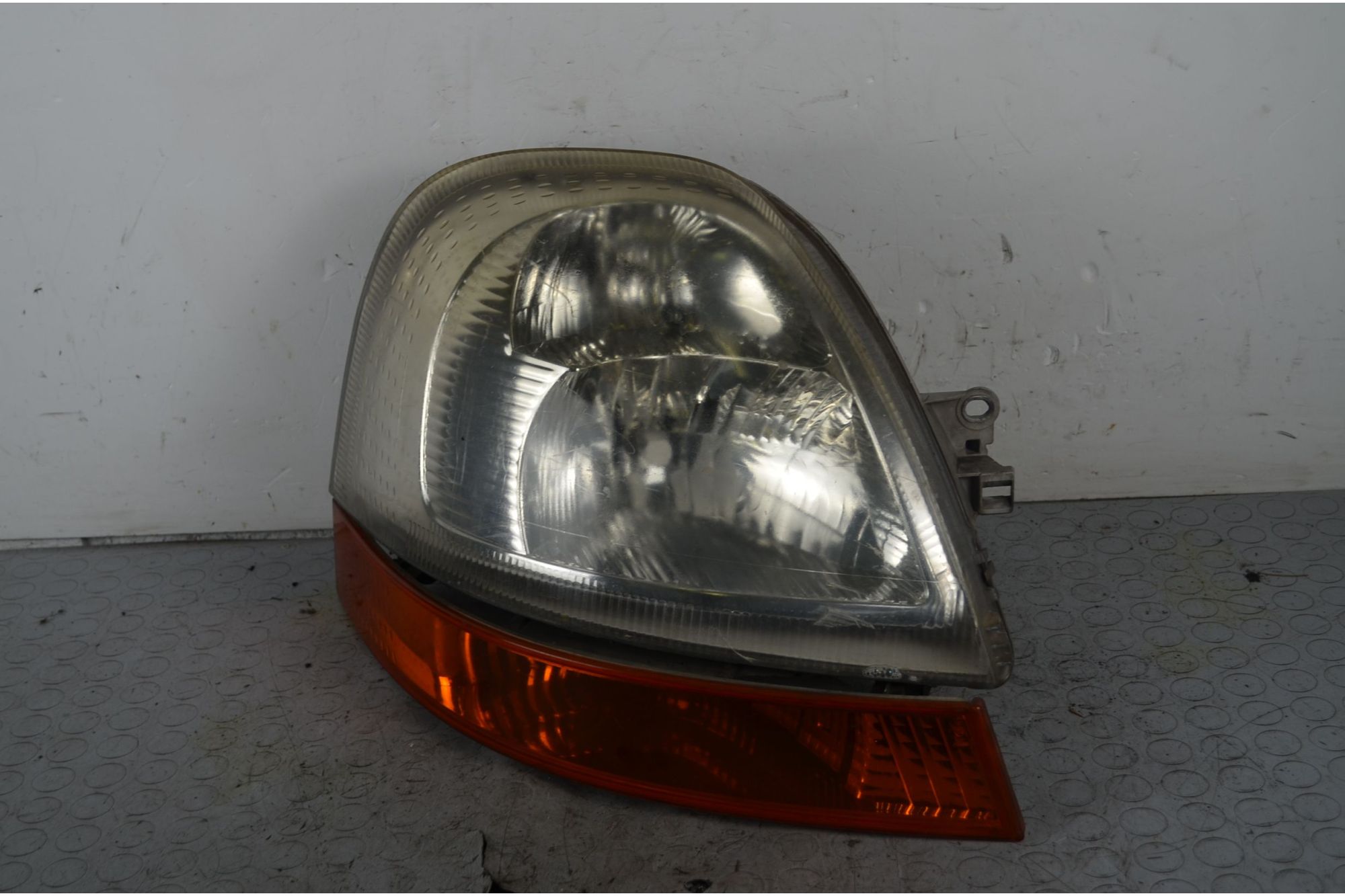 Faro Fanale Anteriore DX Renault Master dal 2003 al 2010 Cod 8200163516  1730795340966