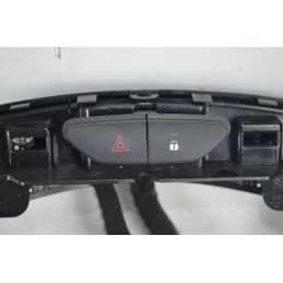 Modanatura Cornice Cruscotto Centrale + Pulsante quattro frecce Renault Clio IV Dal 2012 al 2021 Cod 681046679R  1731406537355