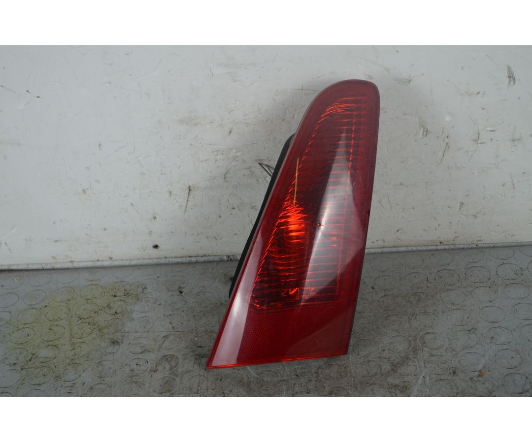 Fanale Stop posteriore interno SX Alfa Romeo 147 Dal 2000 al 2010 Cod 46556346  1731657298852