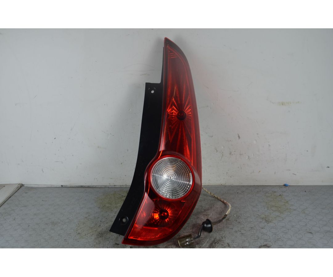 Fanale Stop Posteriore DX Opel Agila B dal 2008 al 2015 Cod 93193680  1732092552905