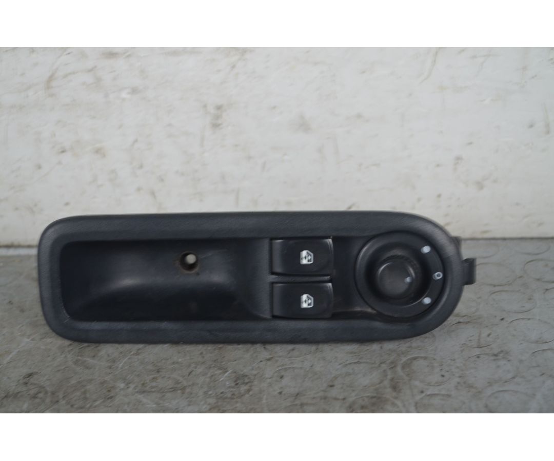 Pulsantiera Alzacristalli Anteriore SX Renault Twingo Dal 1993 al 2007 Cod 8200356515B  1732101391198