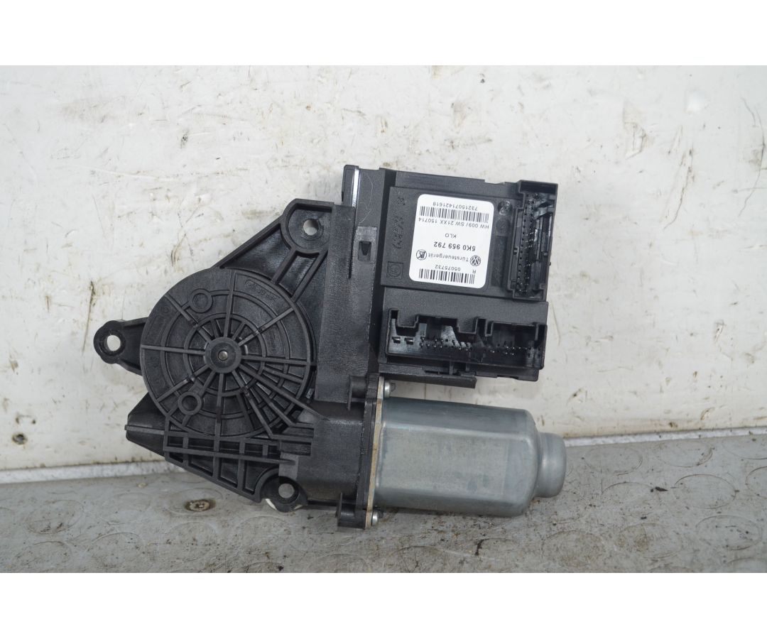 Motorino Alzacristalli Anteriore DX Volkswagen Touran Dal 2003 al 2010 Cod 5K0959792  1732197645625