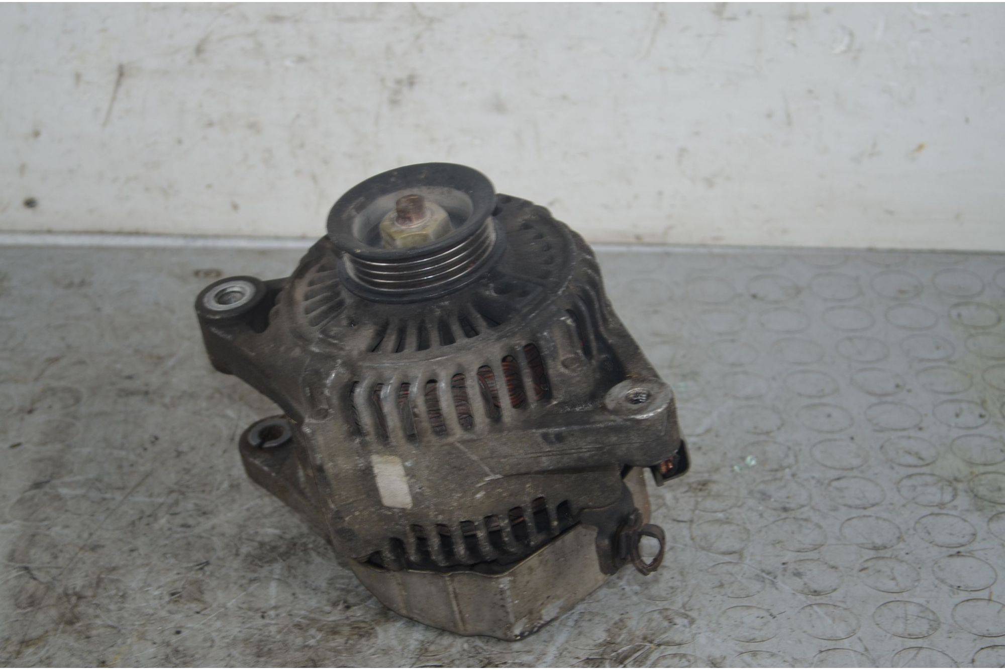 Alternatore Toyota Yaris Dal 1999 al 2005 Cod 27060-23030  1732531809959