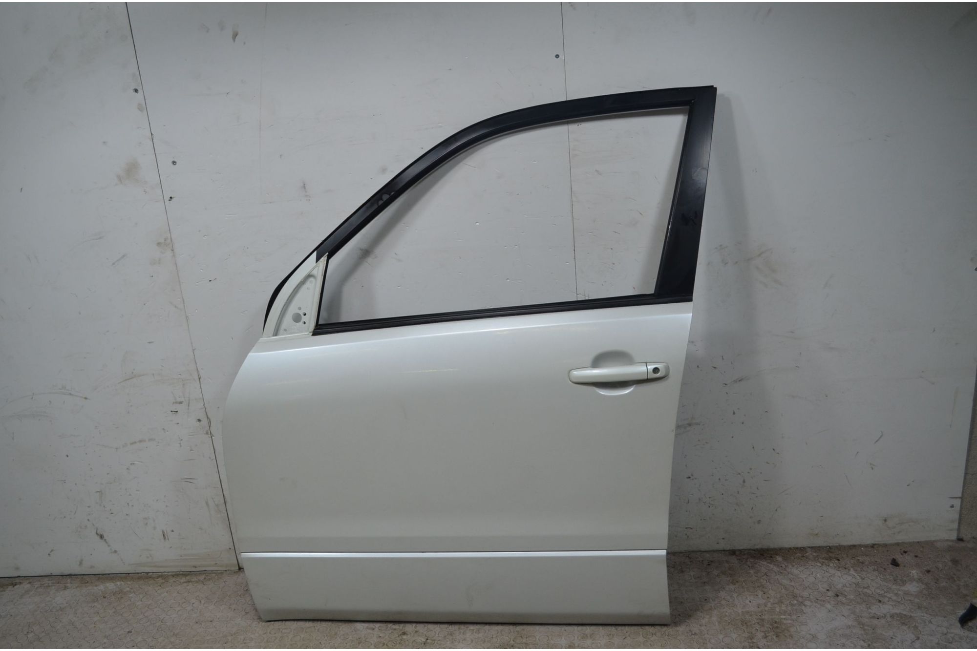 Portiera Sportello Anteriore SX Suzuki Grand Vitara Dal 2005 al 2015 Cod 6800265844000  1732780839356