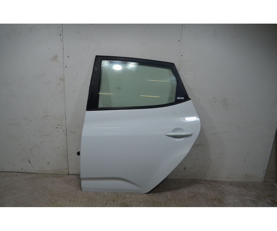 Portiera Sportello Posteriore SX Kia Venga Dal 2010 al 2019 Cod 770031P000  1732873035443