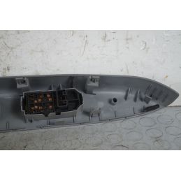 Pulsantiera Alzacristalli Posteriore SX Daihatsu Sirion dal 2004 al 2015 Cod 74272B1010E0  1732877237959