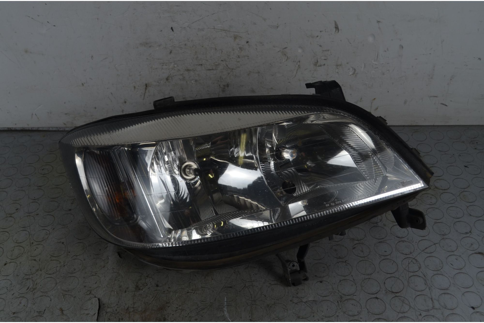 Faro Anteriore DX Opel Zafira A Dal 1999 al 2005 Cod 9118792  1733144688757