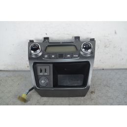 Controllo Comandi Clima + Presa USB Ssangyong Korando Dal 2010 al 2016 Cod 68740-34101  1733387639837