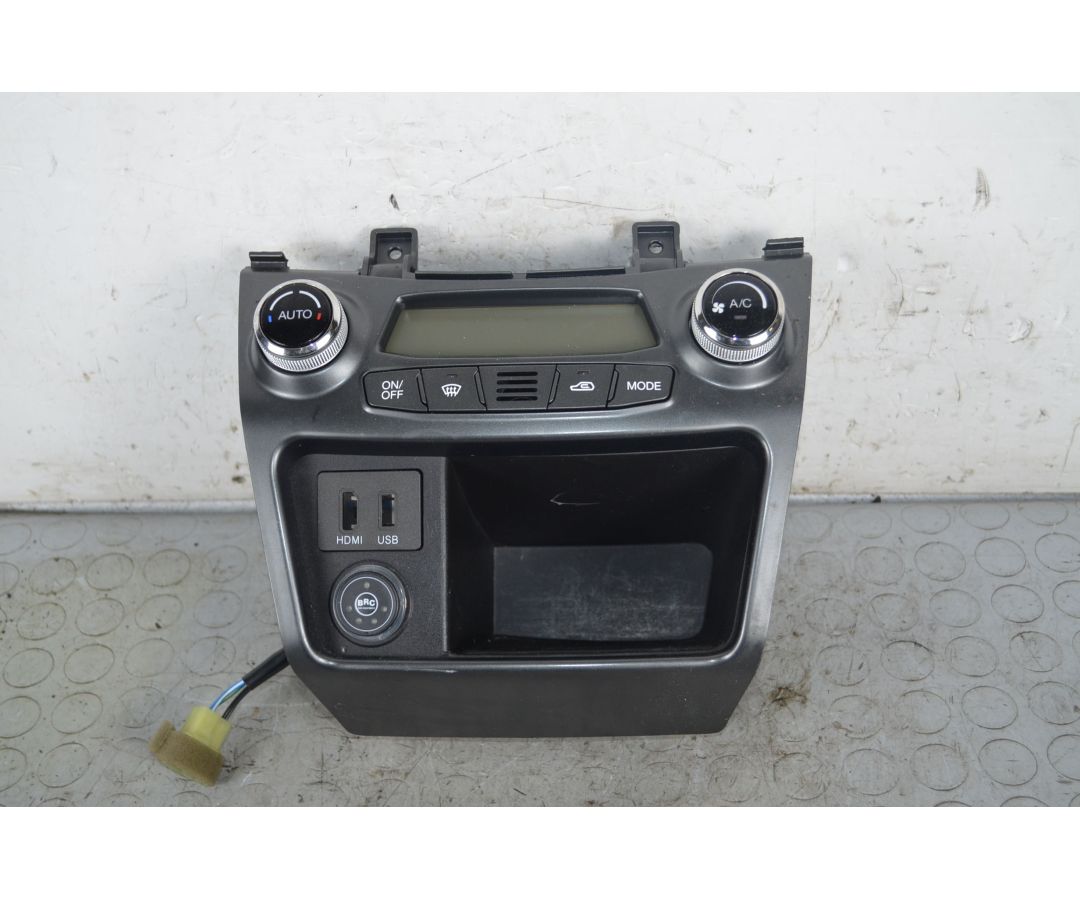 Controllo Comandi Clima + Presa USB Ssangyong Korando Dal 2010 al 2016 Cod 68740-34101  1733387639837