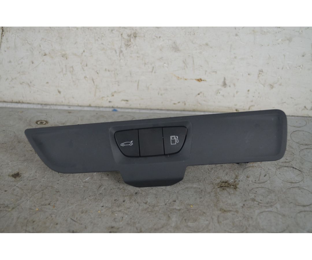 Pulsantiera Apri Portellone + Pulsantiera Serbatoio Peugeot 508  Dal 2010 al 2018 Cod 96661584XT-01  1733927026431