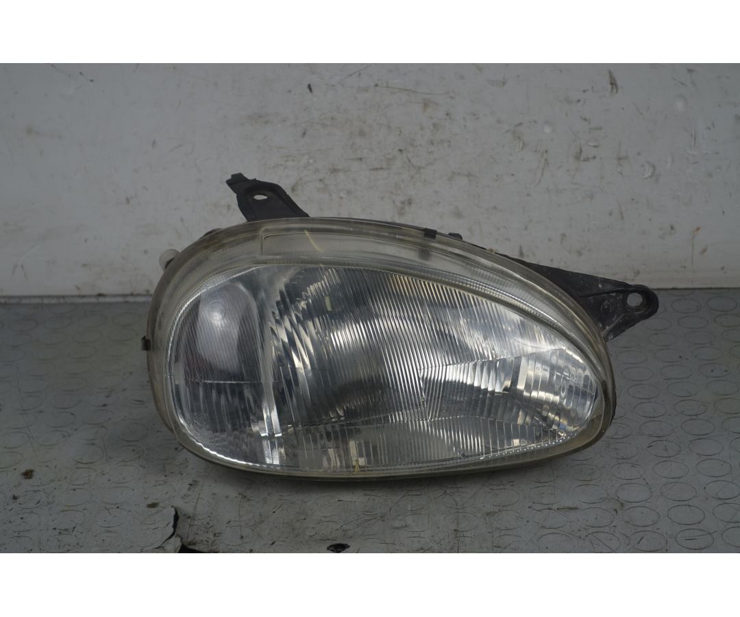 Faro Anteriore DX Opel Corsa B Dal 1993 al 2000 Cod 90444787  1734162811363