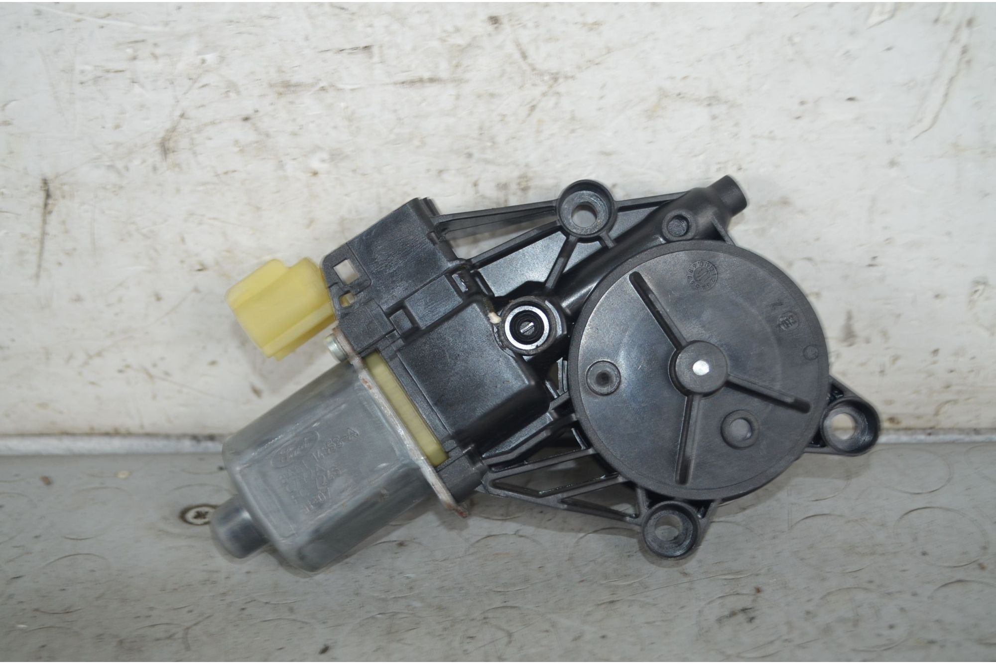 Motorino Alzacristalli Anteriore DX Ford Fiesta VI Dal 2008 al 2017 Cod 0130822407  1734518396650