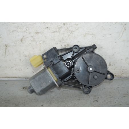 Motorino Alzacristalli Anteriore DX Ford Fiesta VI Dal 2008 al 2017 Cod 0130822407  1734518396650