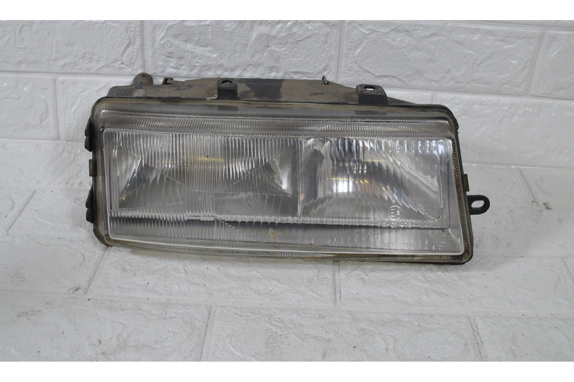 Faro Anteriore DX Seat Toledo dal 1991 al 1998 cod 302-961572  1618476396726