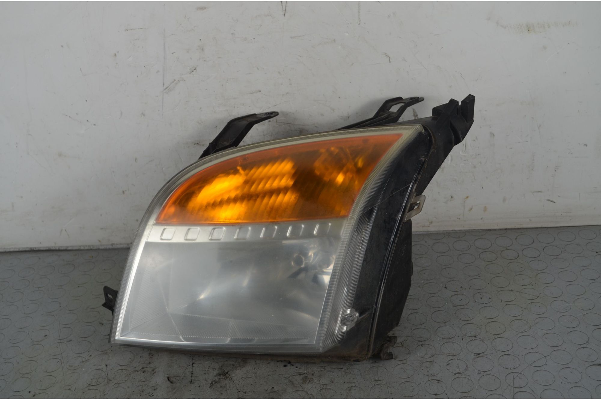 Faro fanale anteriore SX Ford Fusion Dal 2002 al 2012 Cod OE 1547725  1734964764898