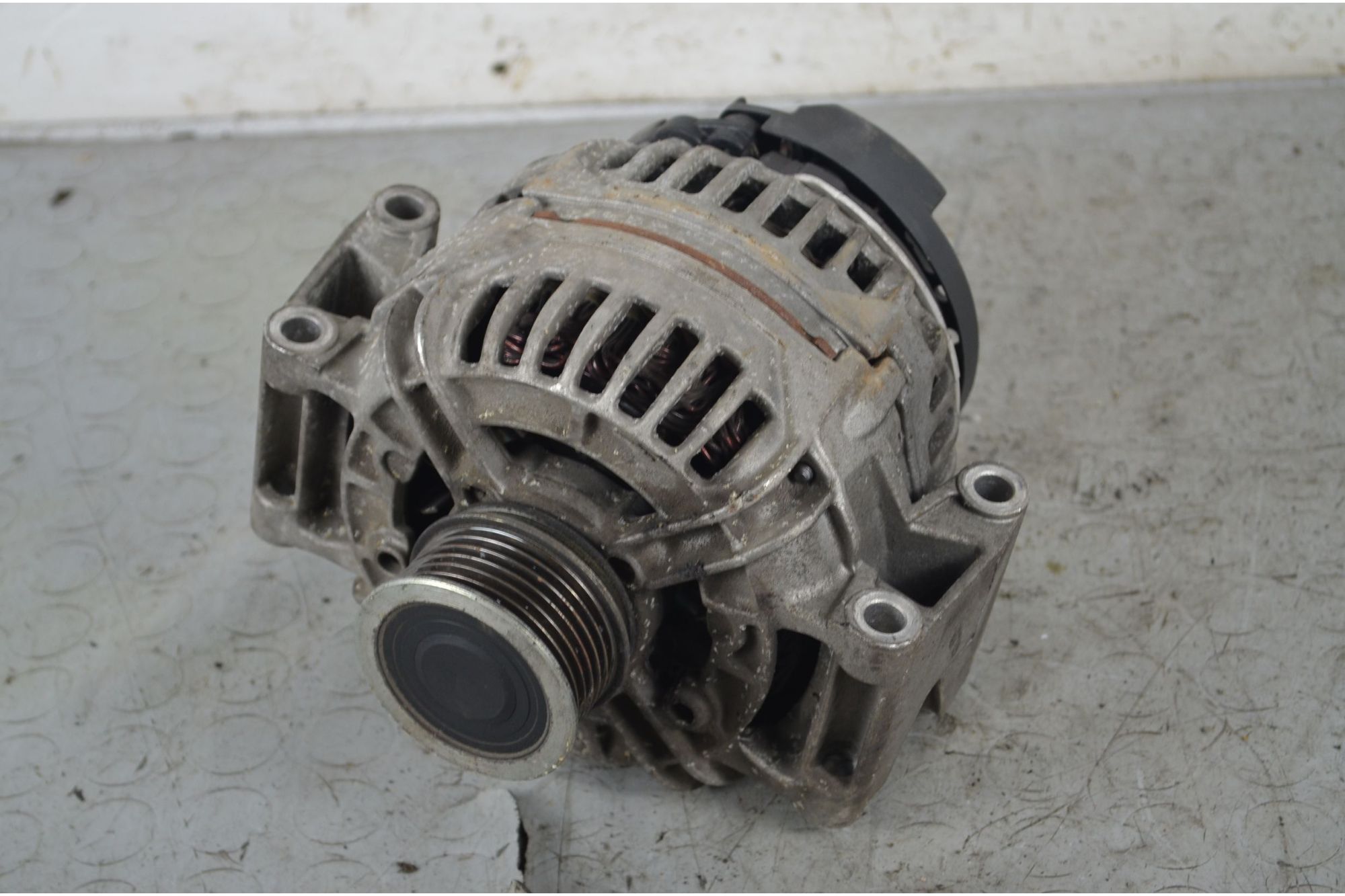 Alternatore Volkswagen Passat B6  Dal 2005 al 2010 Cod 0124525088  1735635408844