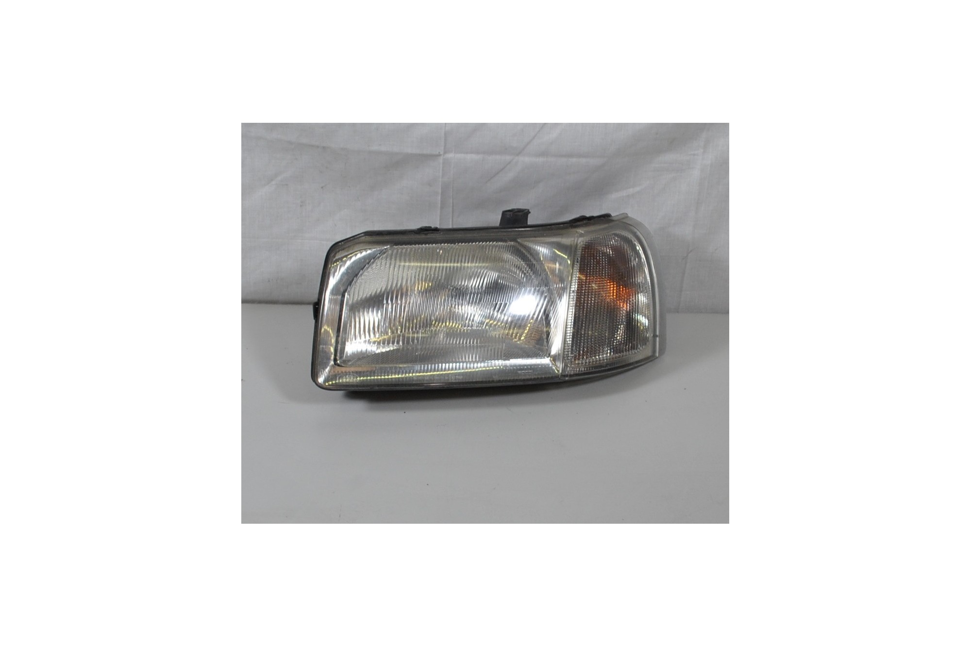 Faro anteriore SX Land Rover Freelander I Dal 1998 al 2004 Cod 89025904  1618643694082